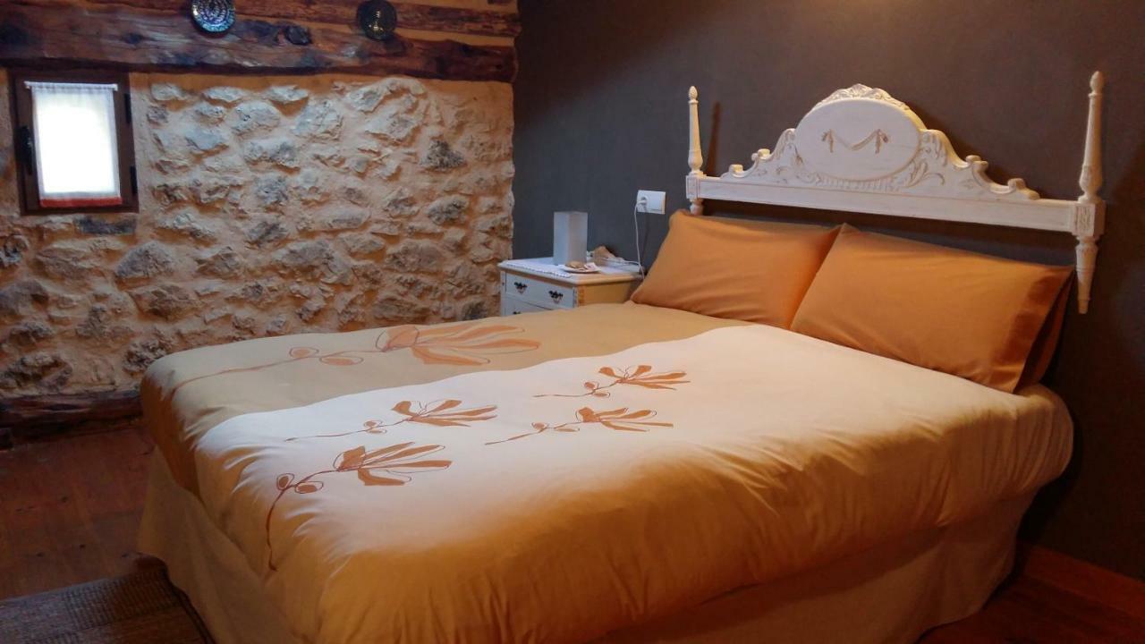 Casa Rural Calle Real Bed & Breakfast Torremocha de Ayllon Exterior photo