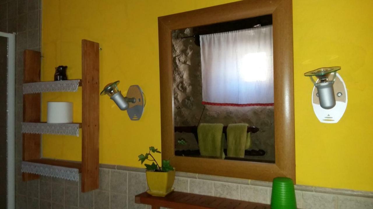 Casa Rural Calle Real Bed & Breakfast Torremocha de Ayllon Exterior photo