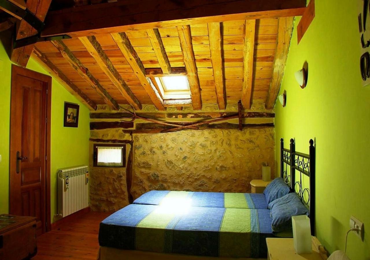 Casa Rural Calle Real Bed & Breakfast Torremocha de Ayllon Exterior photo